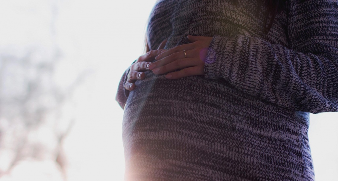 Польза от вязания во время беременности