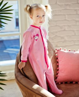 Комбинезон Love с застёжкой по всей длине ножек розовый