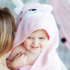 Полотенце Весёлое купание Котик розовое Полотенце Весёлое купание Котик розовое