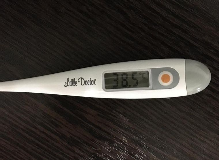 Как распознать температура у ребенка на зубы или простудился