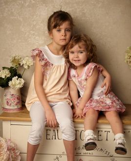 Платье с рукавами-крылышками Платье с рукавами-крылышками