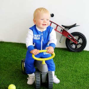 Комплект детский: куртка и брюки Комплект детский: куртка и брюки