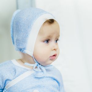 Чепчик Кролики голубой